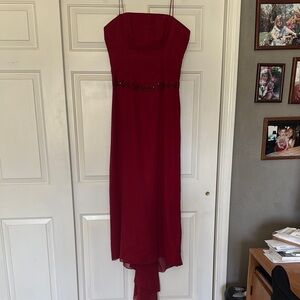 Elegant Red Strapless Dress
